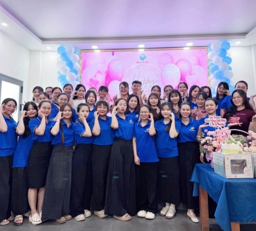 CHÚC MỪNG SINH NHẬT SẾP PHƯỢNG - "NGƯỜI TRUYỀN LỬA" CỦA BÍCH PHƯƠNG