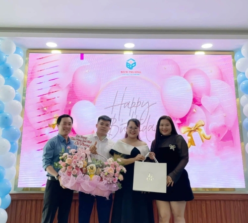 CHÚC MỪNG SINH NHẬT SẾP PHƯỢNG - "NGƯỜI TRUYỀN LỬA" CỦA BÍCH PHƯƠNG