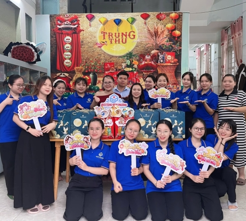 TRUNG THU 2026 TẠI QUÀ TẶNG BÍCH PHƯƠNG - TRỌN VẸN NIỀM VUI, YÊU THƯƠNG GẮN KẾT!