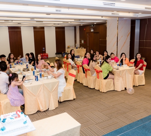 KỶ NIỆM 2 NĂM THÀNH LẬP CÔNG TY QUÀ TẶNG BÍCH PHƯƠNG – HÀNH TRÌNH 9/5/2023 – 9/5/2025