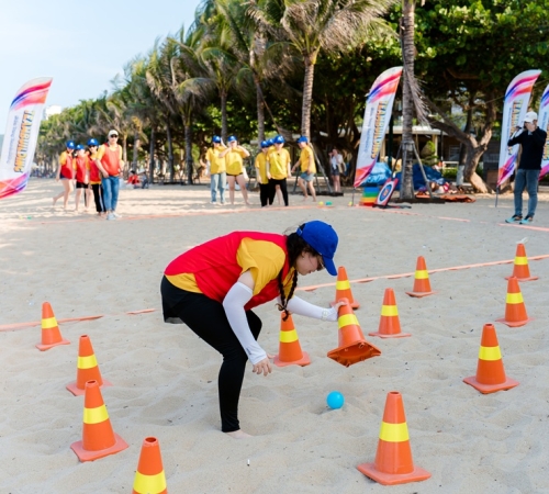 TEAMBUILDING NHA TRANG – GẮN KẾT ĐỂ BỨT PHÁ CÙNG QUÀ TẶNG BÍCH PHƯƠNG