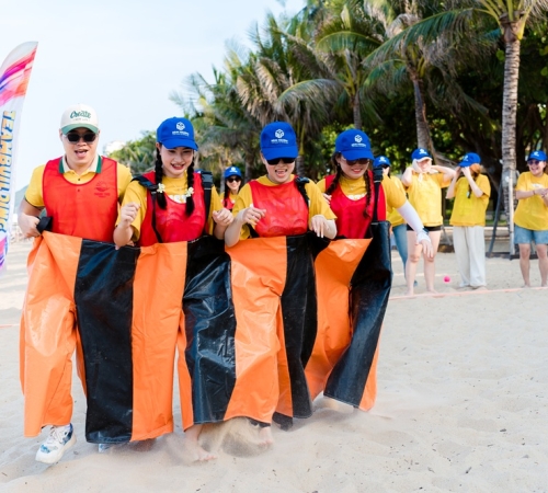 TEAMBUILDING NHA TRANG – GẮN KẾT ĐỂ BỨT PHÁ CÙNG QUÀ TẶNG BÍCH PHƯƠNG