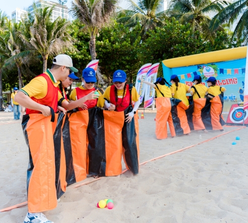 TEAMBUILDING NHA TRANG – GẮN KẾT ĐỂ BỨT PHÁ CÙNG QUÀ TẶNG BÍCH PHƯƠNG