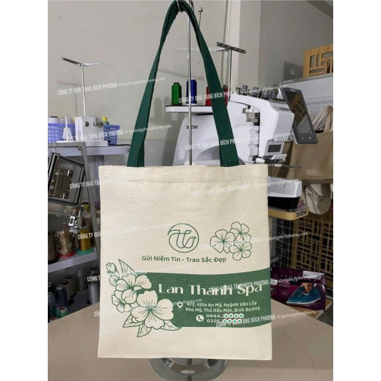 TÚI CANVAS IN LOGO THEO YÊU CẦU – GIẢI PHÁP QUÀ TẶNG THÂN THIỆN, THƯƠNG HIỆU RÕ RÀNG