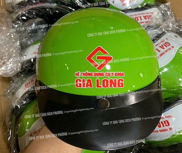 Quà Tặng Bích Phương sản xuất nón bảo hiểm in logo uy tín