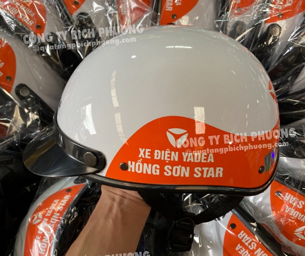 Nón bảo hiểm in logo Bích Phương uy tín và chất lượng