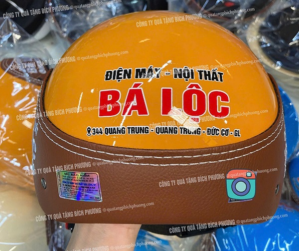 Lựa chọn nón bảo hiểm in logo làm quà tặng doanh nghiệp