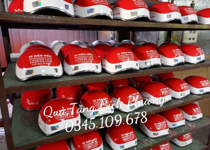 Bích Phương - Xưởng sản xuất nón bảo hiểm in logo Quảng Nam