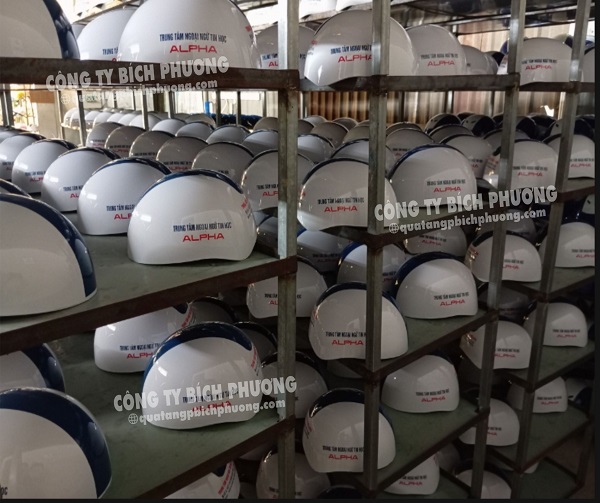 Nón bảo hiểm in logo tại Tuyên Quang