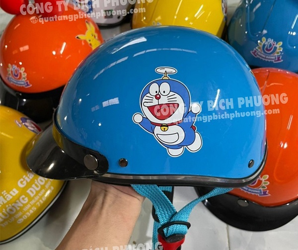 Nón bảo hiểm in logo cho trẻ em tại Bích Phương