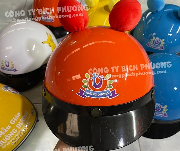 Nón bảo hiểm in logo trẻ em giá tốt tại Bích Phương