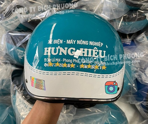 Thiết kế in logo nón bảo hiểm tại Yên Bái