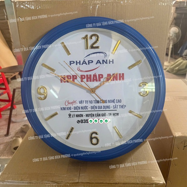 Đồng hồ in logo
