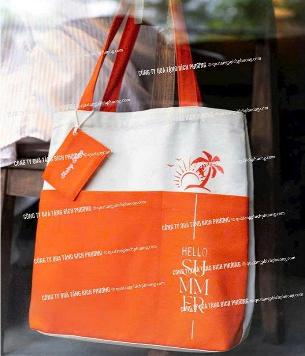 Quà tặng doanh nghiệp in logo