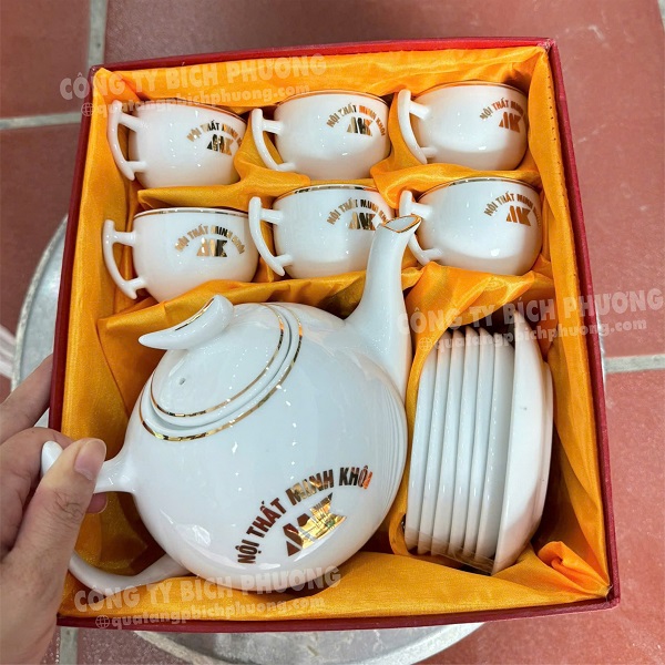 Quà tặng doanh nghiệp in logo